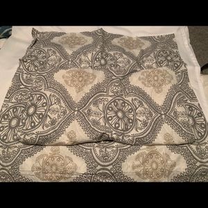 Pottery Barn Duvet Cover with Euro Shams
